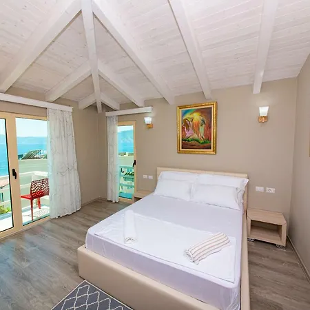 Roi Hotel Radhime