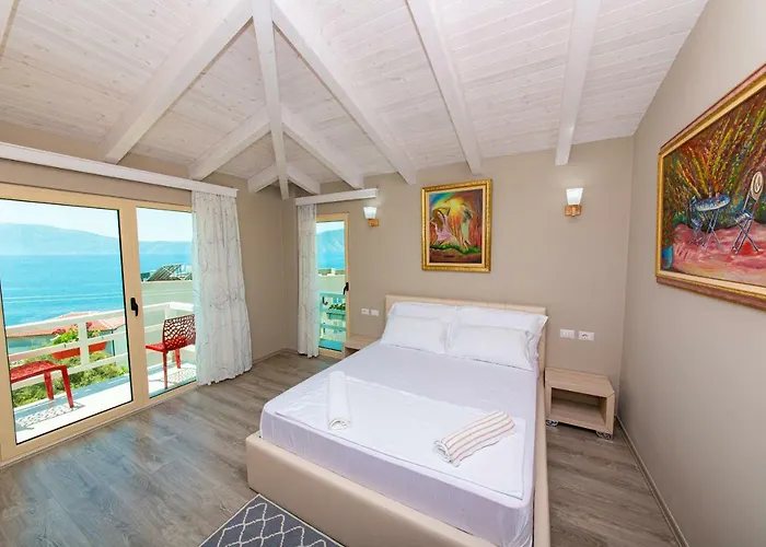 Roi מלון Radhimë